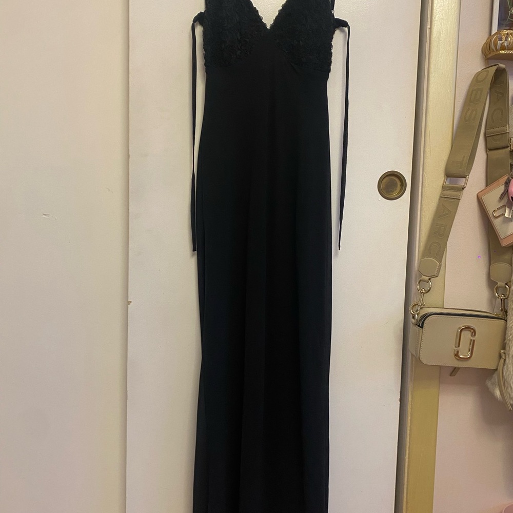 Elegant Black Evening Dress